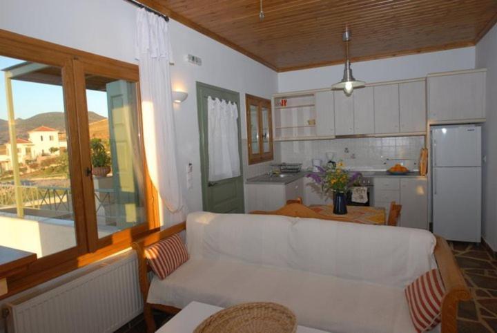 Birds Bay Resort Petra (Lesbos) Quarto foto